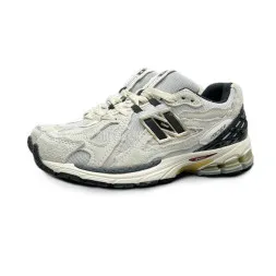 New Balance 1906 Man Suede White