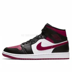 Nike Air Jordan 1 Mid Bred Toe