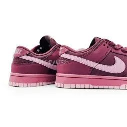 Nike SB Dunk Low Retro Wine