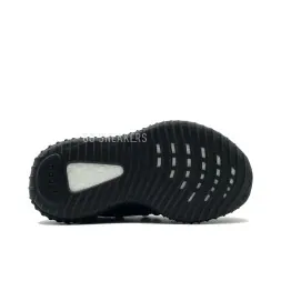 Детские кроссовки Adidas Yeezy Boost 350 V2 Kids Black