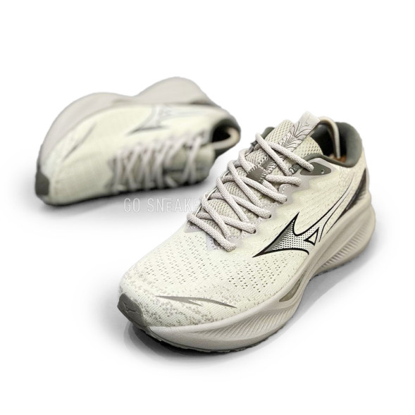 Мужские кроссовки Mizuno Astro Plus White