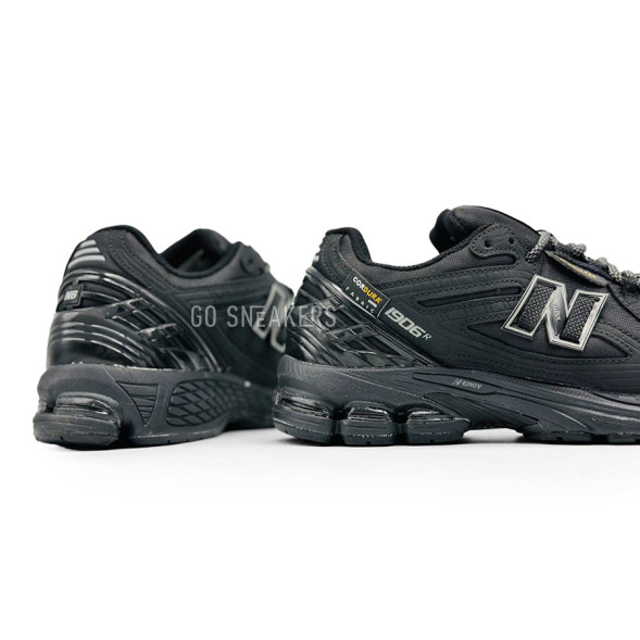Мужские кроссовки New Balance 1906 Cordura Man Total Black