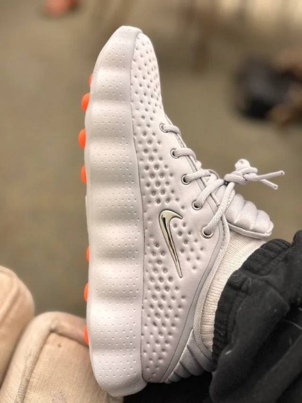 Унисекс кроссовки Nike Mind 002 White