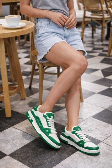 Женские кроссовки Louis Vuitton Trainer Maxi Skateboard Shoes Low-Top White/Green