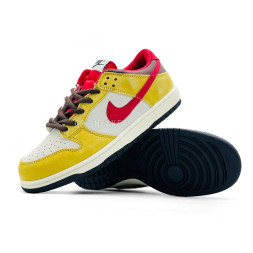 Nike Low Dusty Yellow