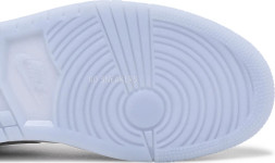 Женские кроссовки Nike Wmns Air Jordan 1 Low &#039;White Wolf Grey&#039;