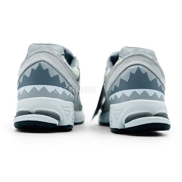 Унисекс кроссовки BAPE x New Balance 2002R Grey