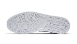 Nike Air Jordan 1 Mid SE Swoosh On Tour (2020)